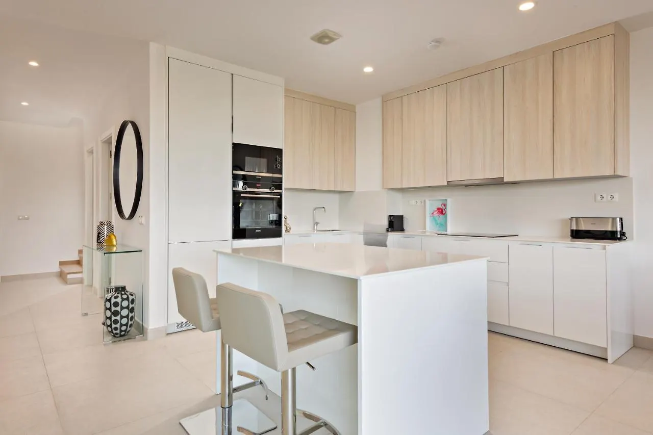 Luxury Seaview 3 Bedroom Apartment - Along Golf Course Of Finca Cortesin Casares